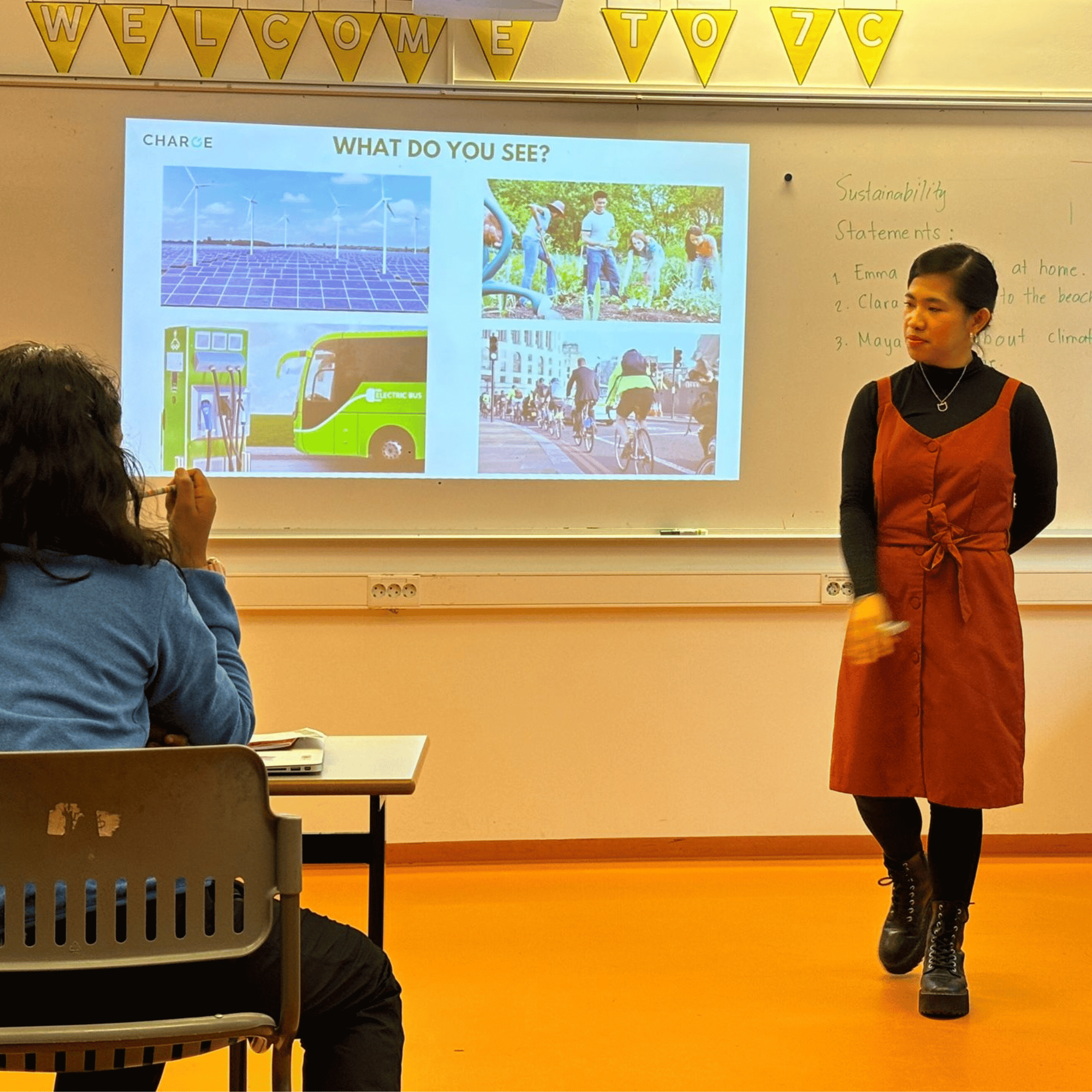 Charge Fremtiden facilitator and students